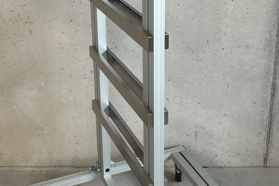 20240729_Werkzeuggestelle aus Aluminium B 600 mm-04.jpg